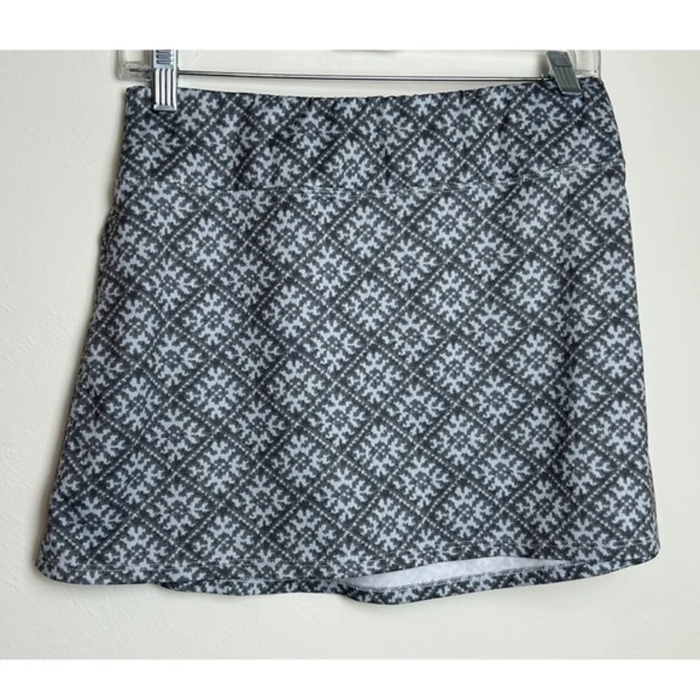 Athleta skirt size small